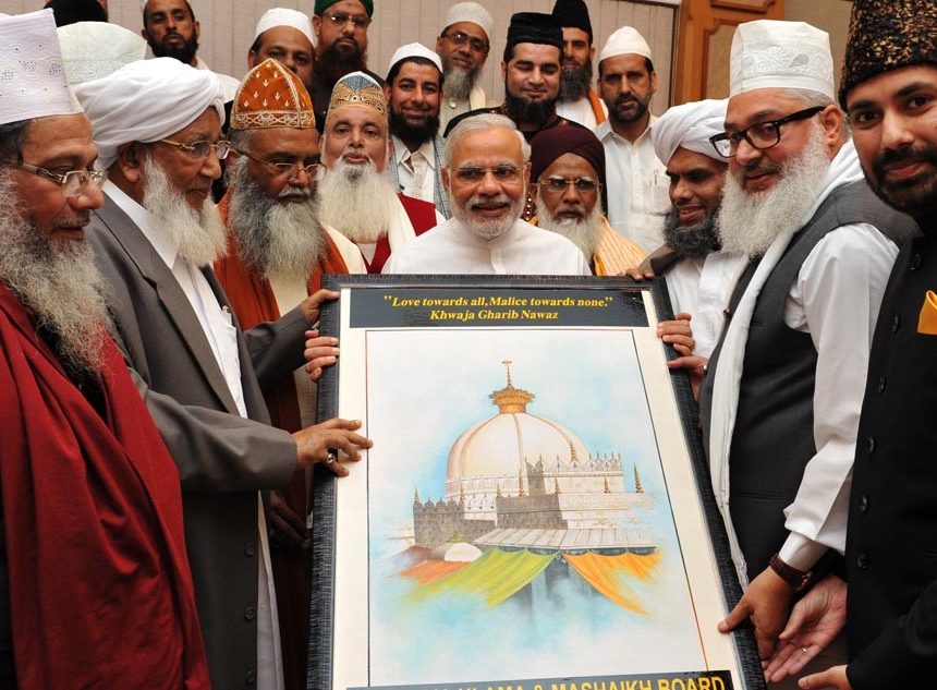 Modi, Muslims and Media Modi, Muslims and Media