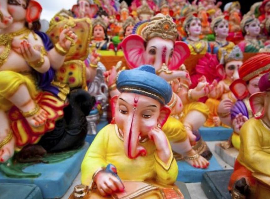 How not to wish Hindus during their festivals How not to wish Hindus during their festivals