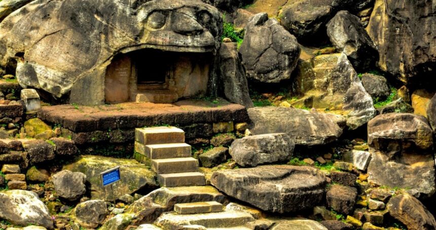 Udayagiri-Khandagiri Caves – Syncretism of Indic religions