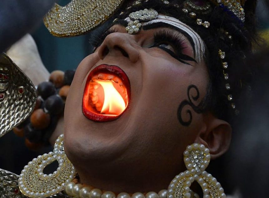 Conundrum of the Hindu identity